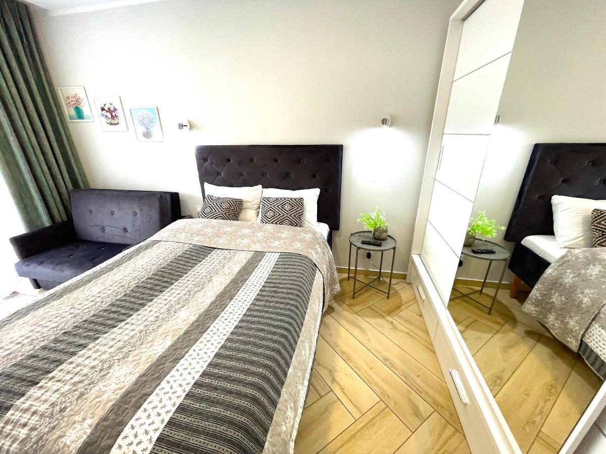 Apartament Superior Blue Przy Plazy- Free Pool, Saunas, Jacuzzi, Fitness, Salzgrotte Kołobrzeg Exteriör bild