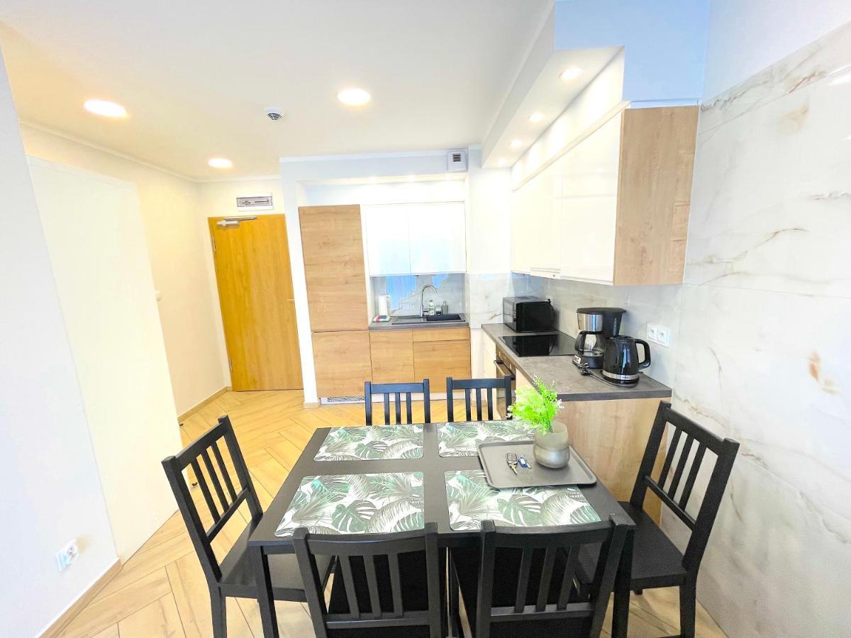 Apartament Superior Blue Przy Plazy- Free Pool, Saunas, Jacuzzi, Fitness, Salzgrotte Kołobrzeg Exteriör bild