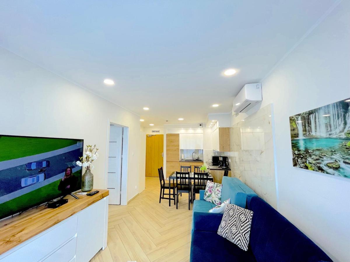 Apartament Superior Blue Przy Plazy- Free Pool, Saunas, Jacuzzi, Fitness, Salzgrotte Kołobrzeg Exteriör bild